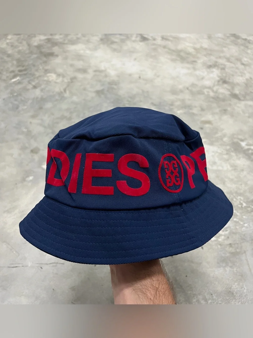 G/FORE PRAY FOR BIRDIES BUCKET HAT GOLF CAP  One Size BLUE